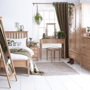 Bradfield Bedroom