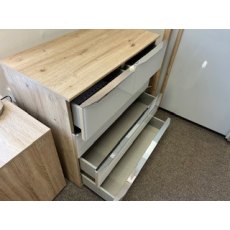 Morano Deluxe 5 Drawer Chest Morano Deluxe 5 Drawer Chest