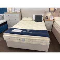 Hypnos Serenity 5'0 Kingsize Bed + FREE Matching Headboard