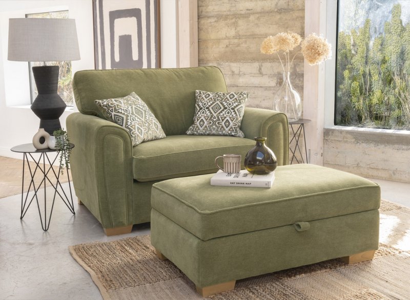 Carmel Snuggler Chair