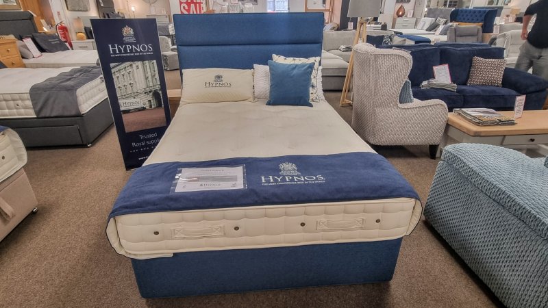 Hypnos 4'6 Double Posture Care 6 Bed Set