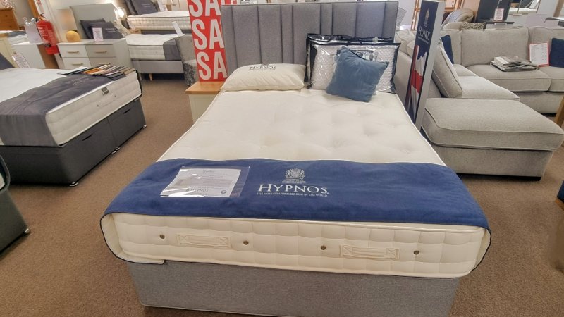 Hypnos Studley 5'0 Kingsize Bed