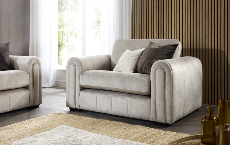 Allesandra Love Chair