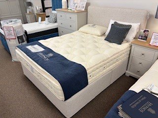 Hypnos Serenity 5'0 Kingsize Bed + FREE Matching Headboard
