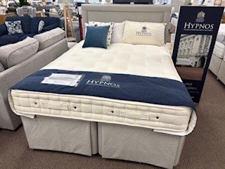Hypnos Posture Care 7 5'0 Kingsize Bed + FREE Matching Headboard